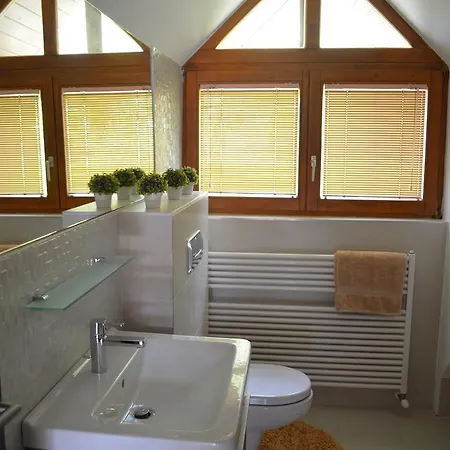 - Zmrd Villa Zamardi